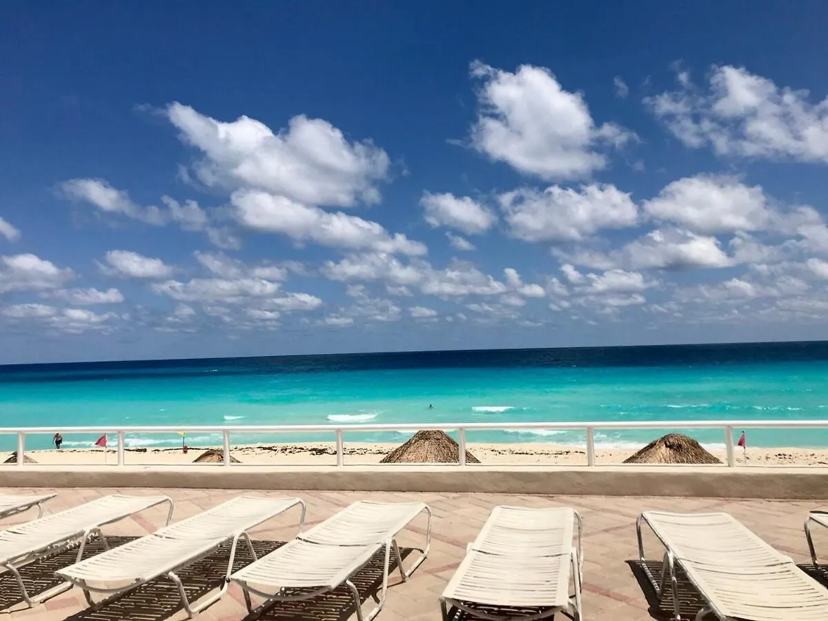 Hermoso Apartamento Con Playa En Zona Hotelera location